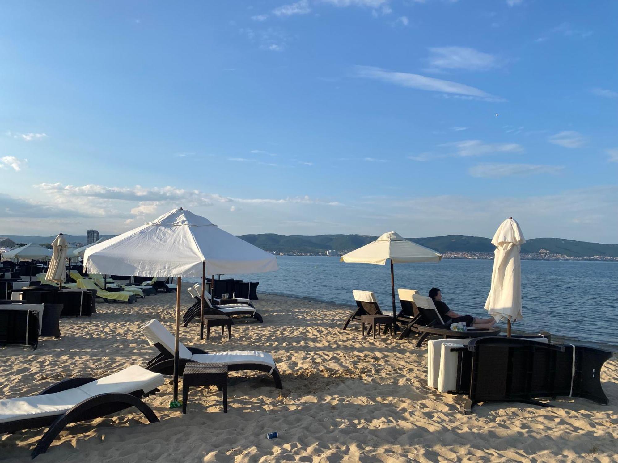 Summer Breeze 403 Sudio Pantai Sunny Bagian luar foto